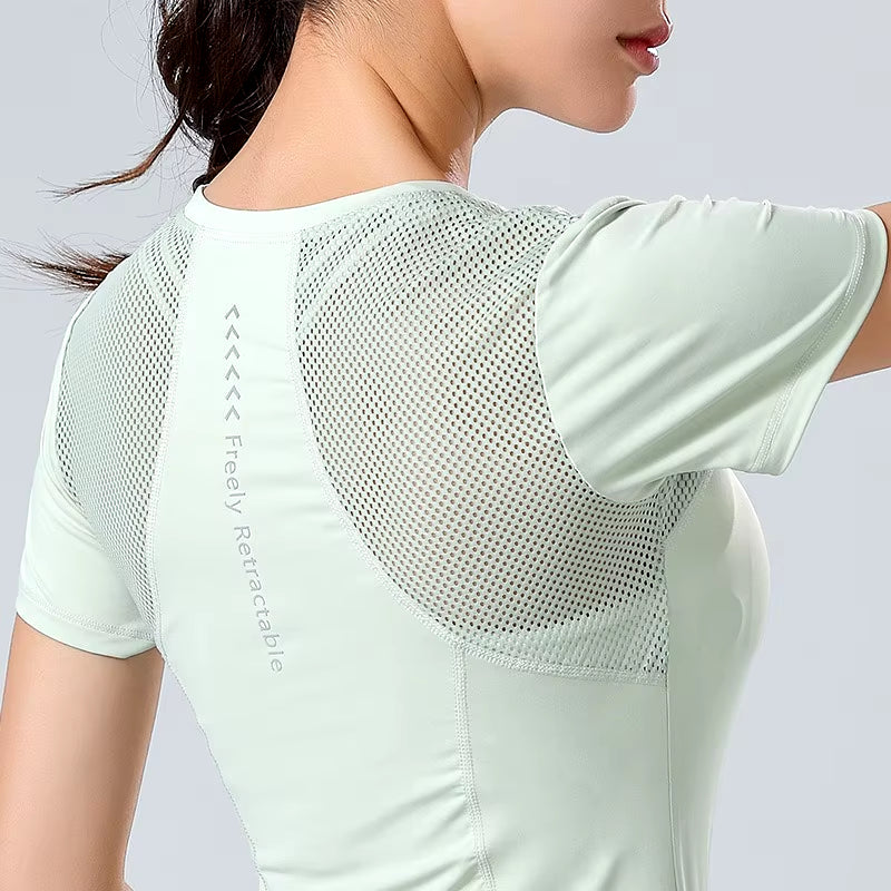 Aiithuug Mesh Patchwork round Neck Yoga Top with Reflective Stripes Women'S High Elasticity Breathable Workout Pilates Gym Shirt