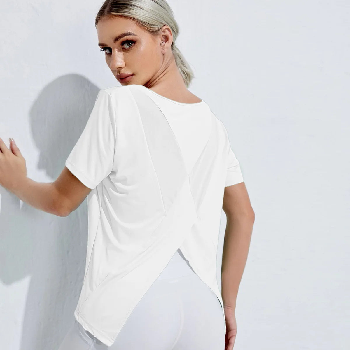 Women'S Yoga Shirt Backless Short Sleeve Gym Fitness Sportswear Sexy Beauty Back Tops Breathable Loose Running Workout T-Shirt