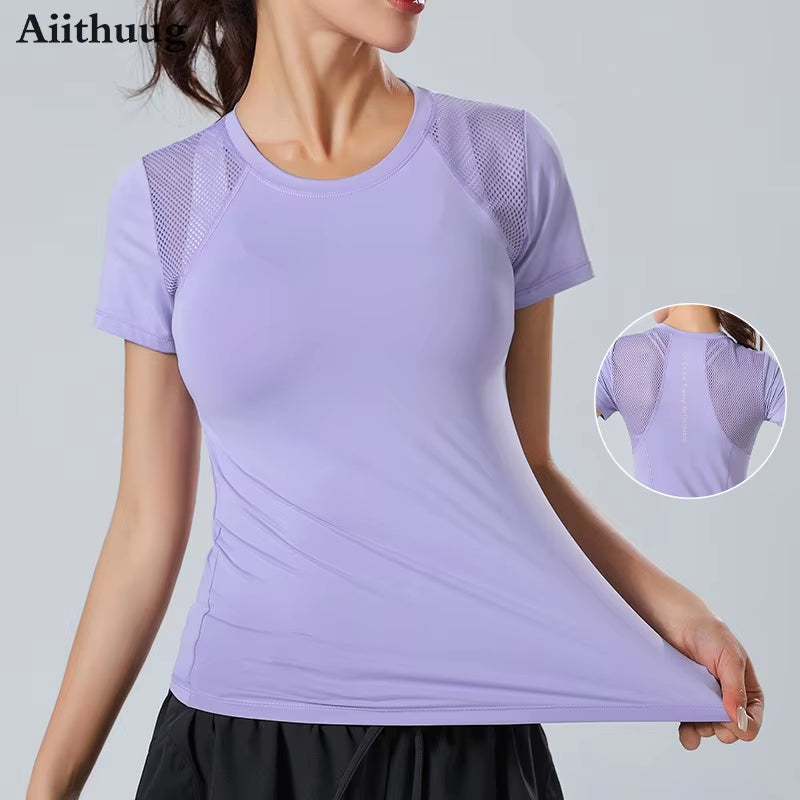 Aiithuug Mesh Patchwork round Neck Yoga Top with Reflective Stripes Women'S High Elasticity Breathable Workout Pilates Gym Shirt